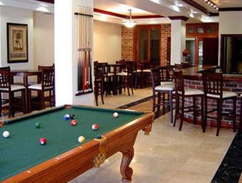 Renaissance Tower Hotel Belize City Exterior photo